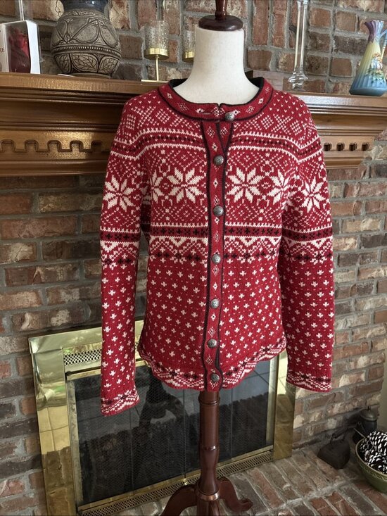 L.L. Bean Sweaters - LL Bean Sweater Womens Medium  100% Wool Cardigan Nordic Fair Isle Snowflake